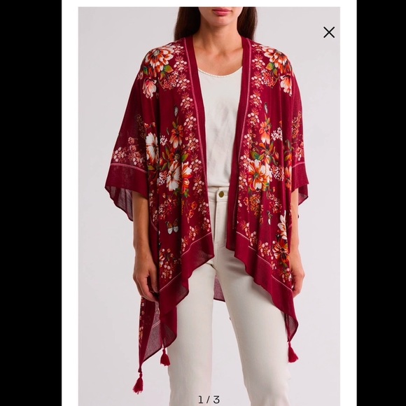 Vince Camuto Blooms Border Topper, Wine, One Size, NWT - Picture 2 of 4